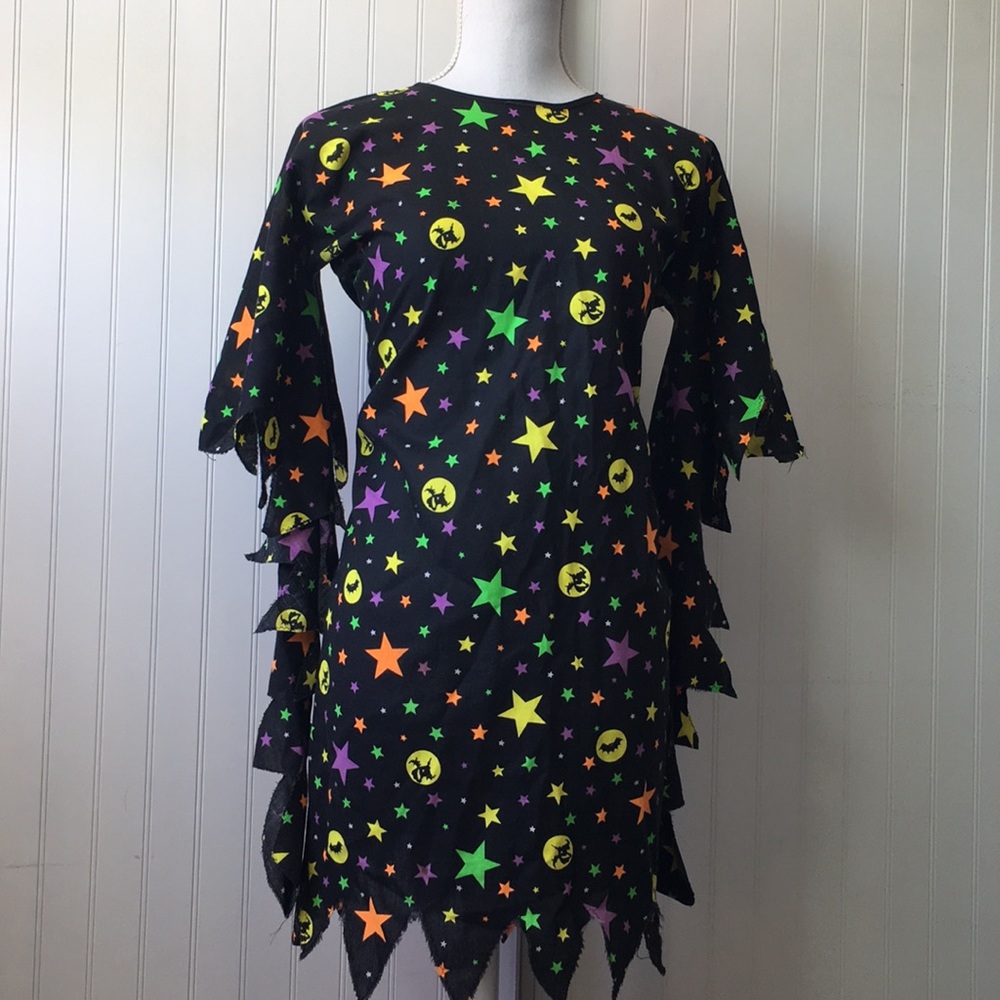 Super cute witch dress. Halloween